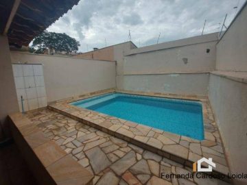 Casa com Piscina Monte Alegre